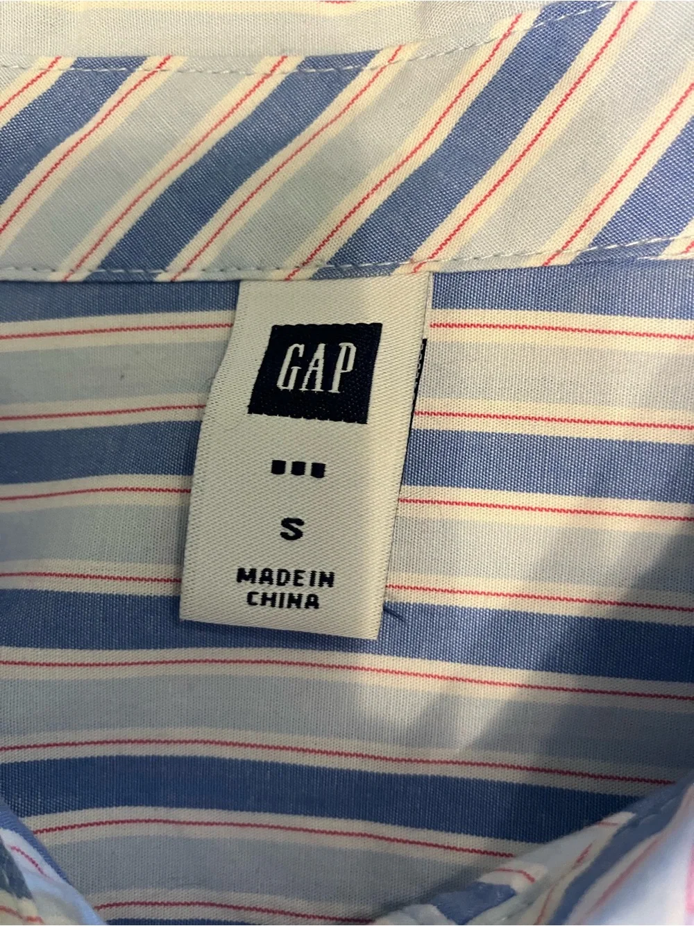 GAP Red White and Blue Vertical Stripe Pure Cotton Button down Shirt - Picture 3 of 7